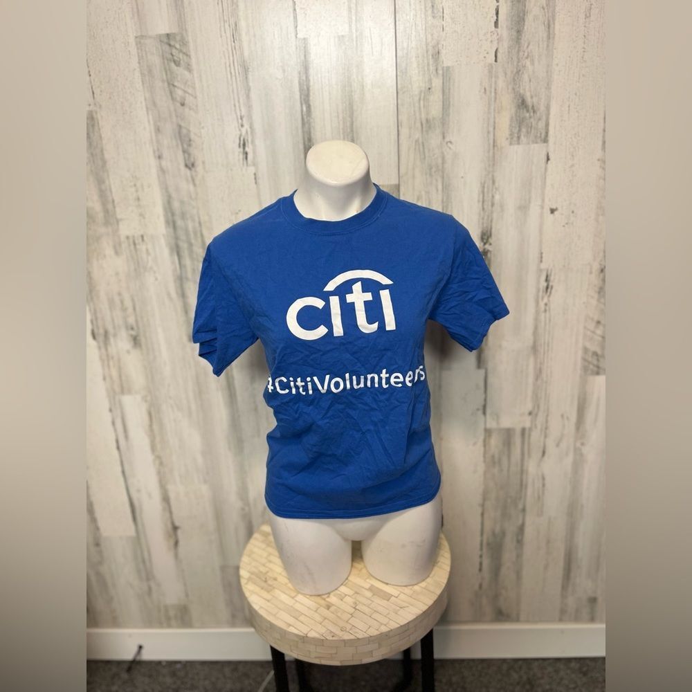 Citi Volunteers Global Community Day Graphic T-Shirt Womens Small Blue Short Sle